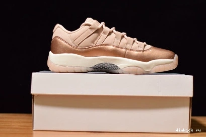 (W) GOLD JORDAN LOW ROSE RETRO - 11 1104